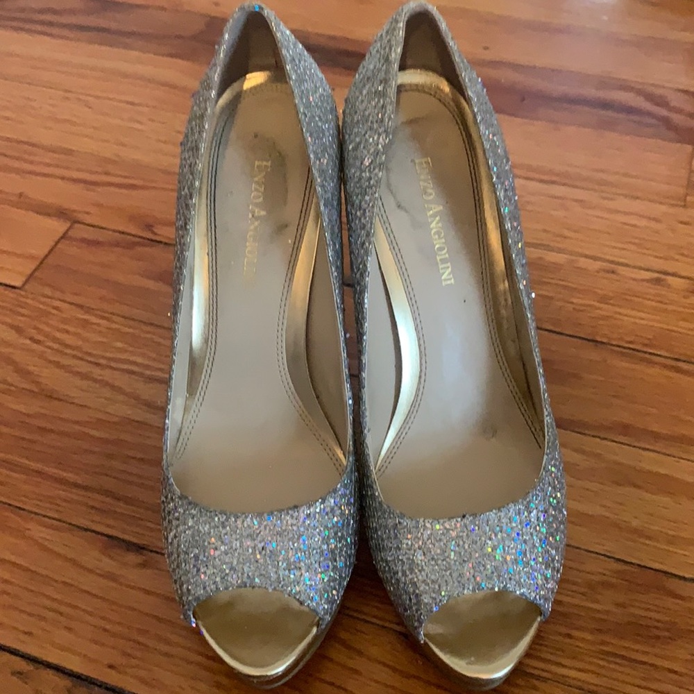 Women’s dress shoes